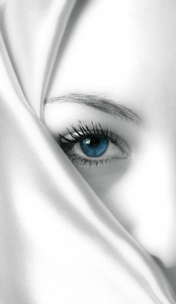 Modern Eyes girl with Attitude dp Download Hd