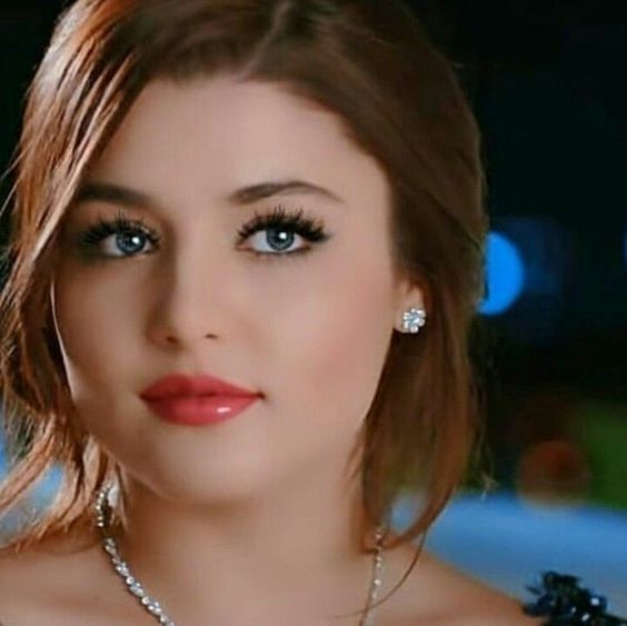 Gorgeous dp for girls attitude HD